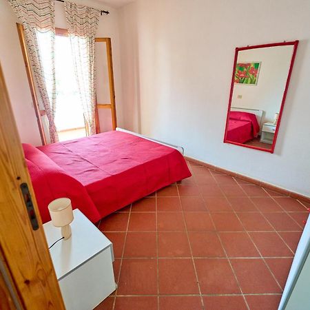 Casa Vacanze Lux By White Aparthotel I Casoni Bagian luar foto